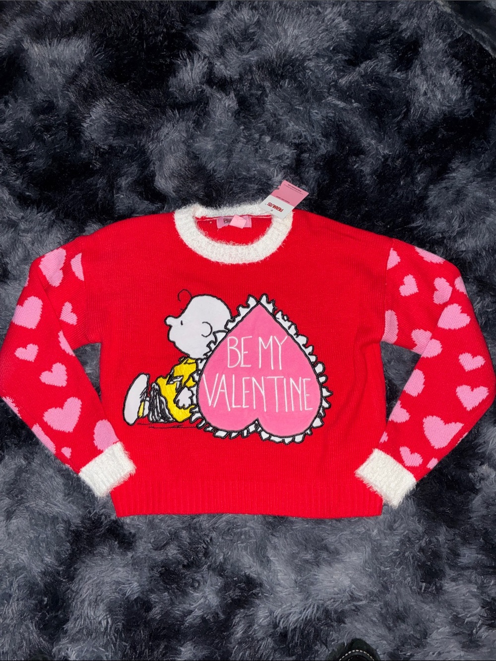Peanuts Red Valentine Sweater with Pink Hearts women’s sz cute!! NWTS